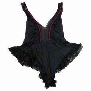 Vintage Tosca Lingerie black and purple lace ruffle teddy with rosettes